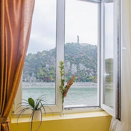 St. Gellert Apartman 2 Lejlighed